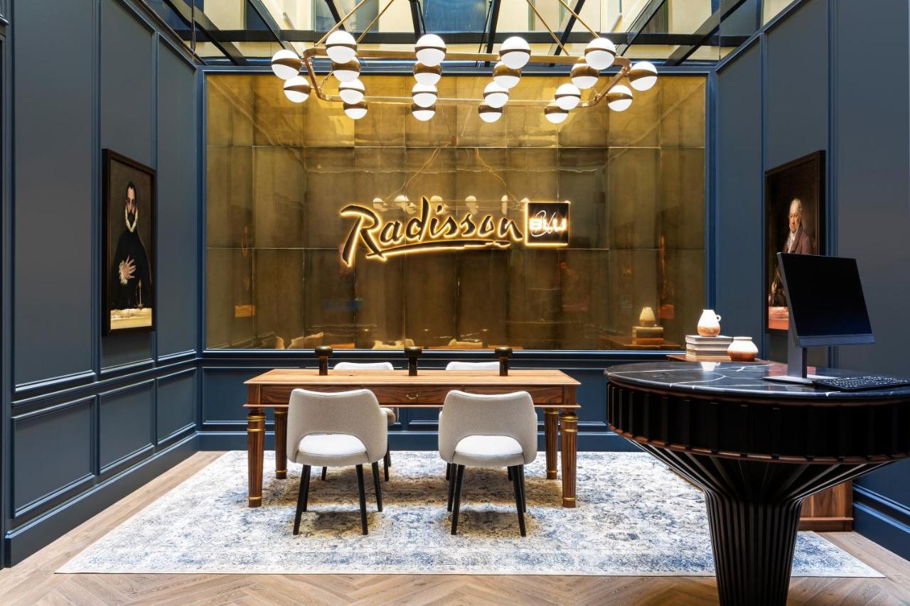 Radisson Blu Hotel, Madrid Prado Kültér fotó